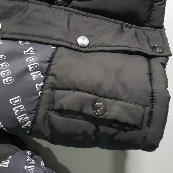 DKNY jacket boys 18T 18 months toddler black white puffer new york - Picture 8 of 15